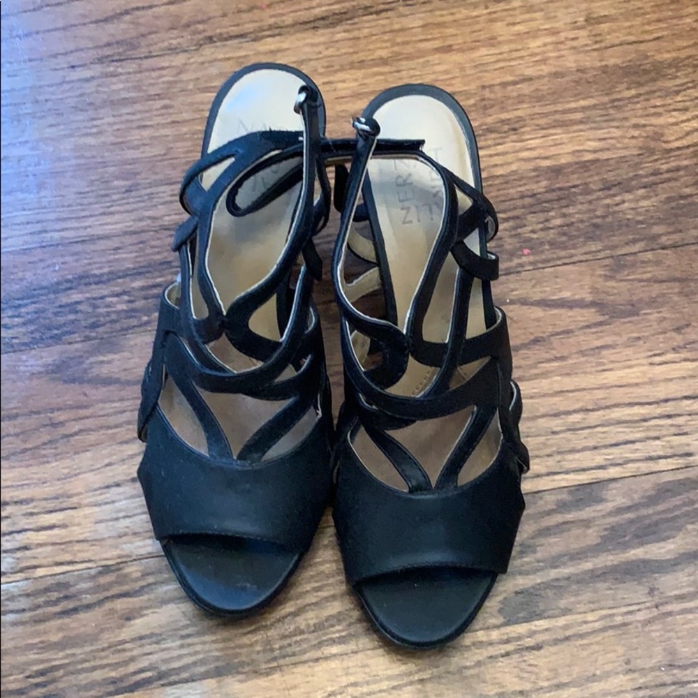 Black heels